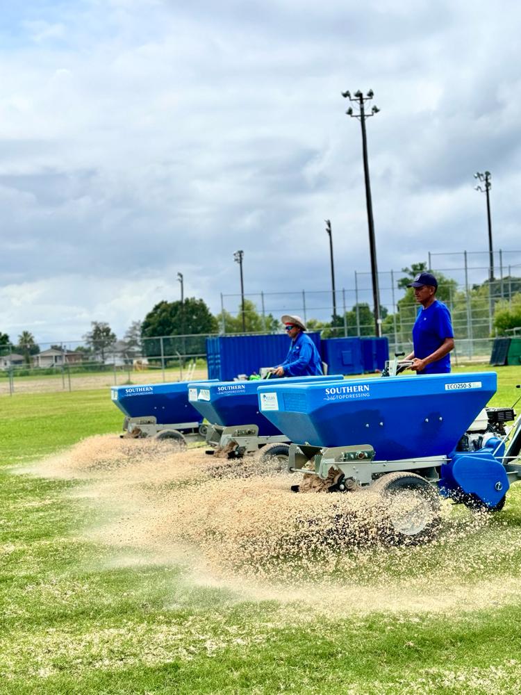 Ecolawn spridare i arbete